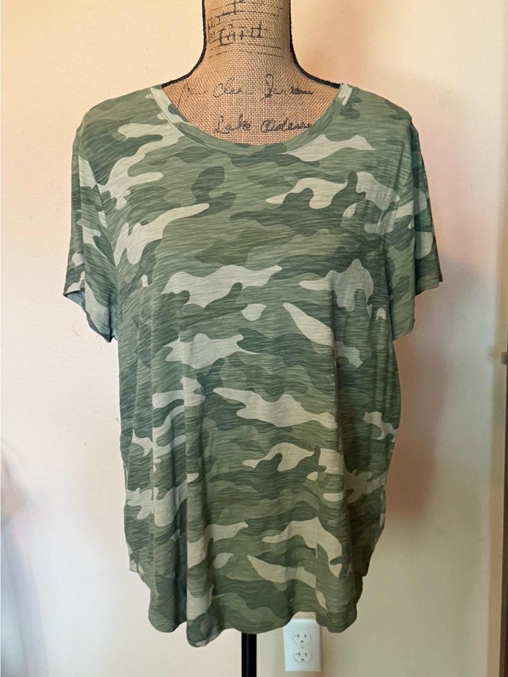 Old Navy Green Camo Short Sleeve Tee